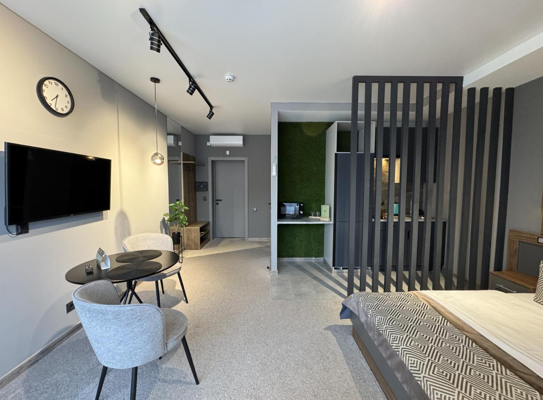 Hide Park Hotel Виниця Екстериор снимка