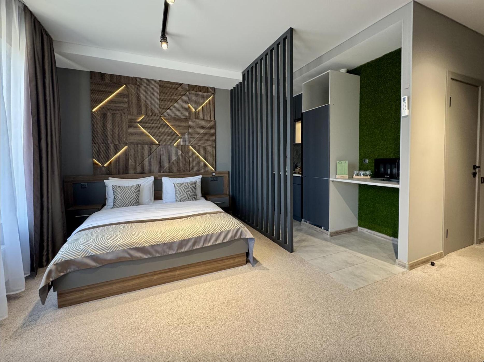 Hide Park Hotel Виниця Екстериор снимка